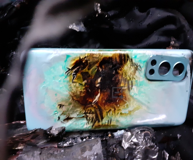 Man injured after OnePlus Nord 2 5G explodes in his pocket, files FIR against the company